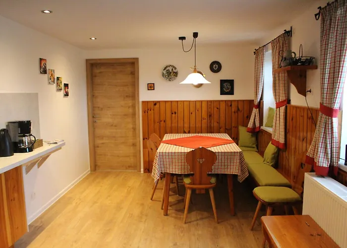 Weingut Thomas Brandl Bed and breakfast